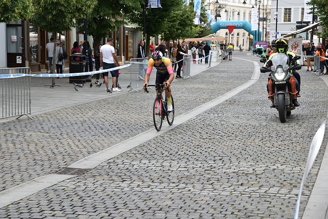 前锋位置上 前锋位置上